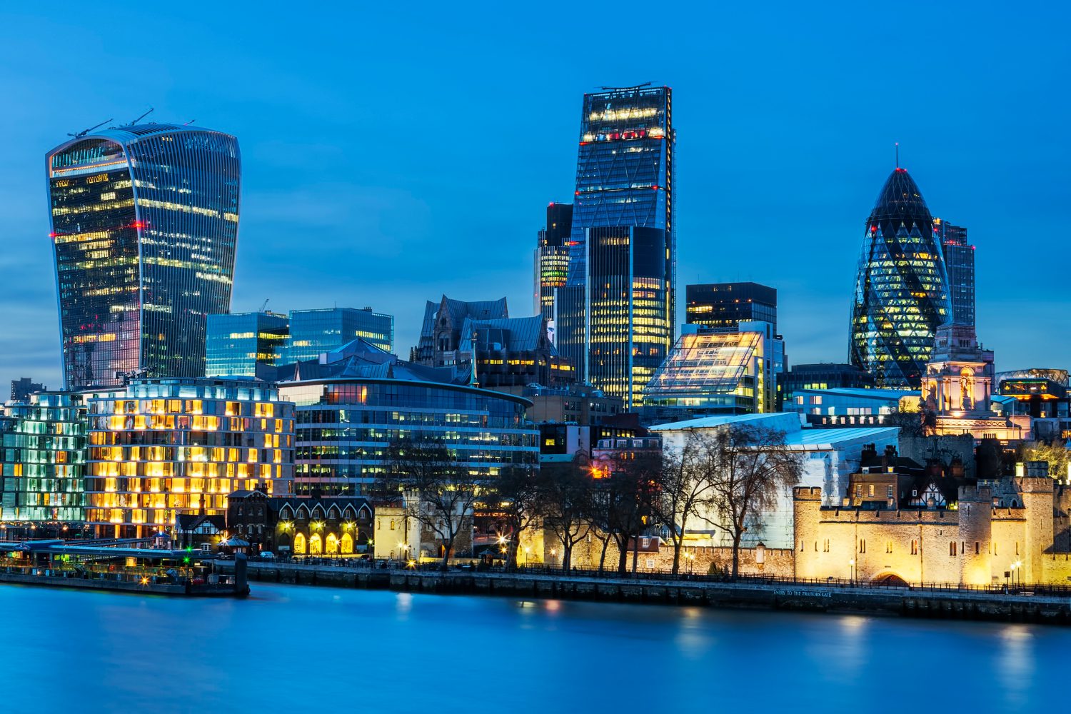 view london skyline by night 1